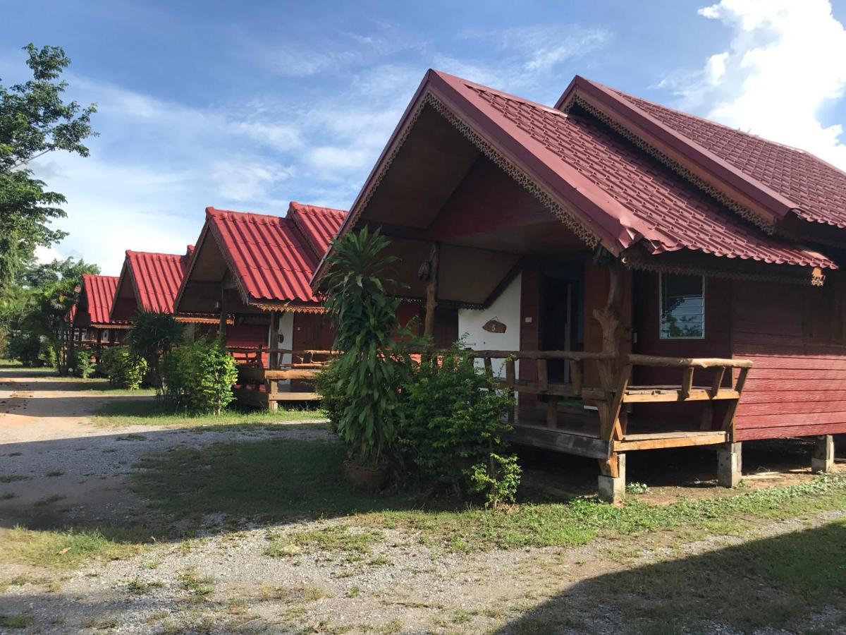 Baan Suan Sukjai Resort Chaiyaphum Eksteriør billede